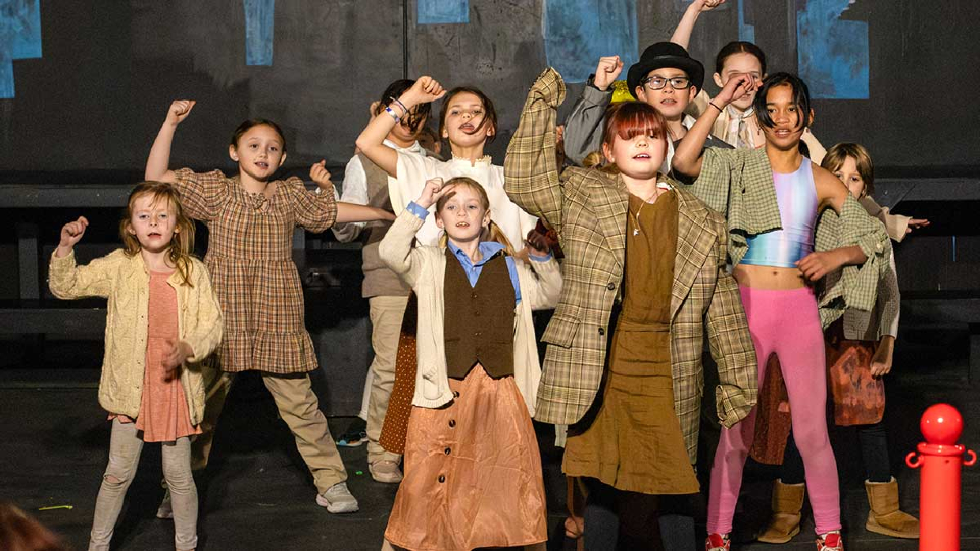 Annie Kids, December 15-17, 2023